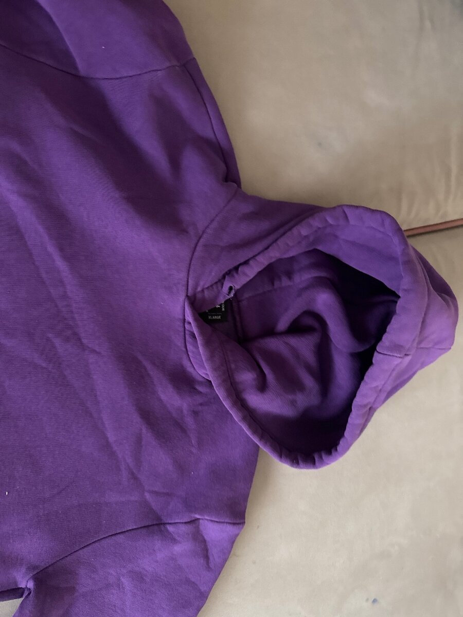 Худи фиолетового цвета