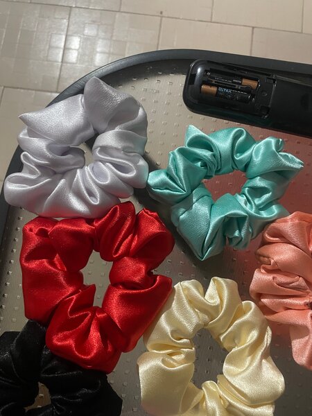 Lot de chouchous en satin