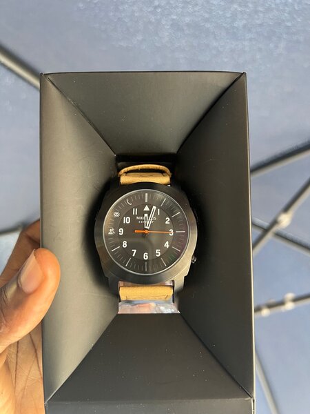 Mike Ellis Connect Hybrid Smartwatch
