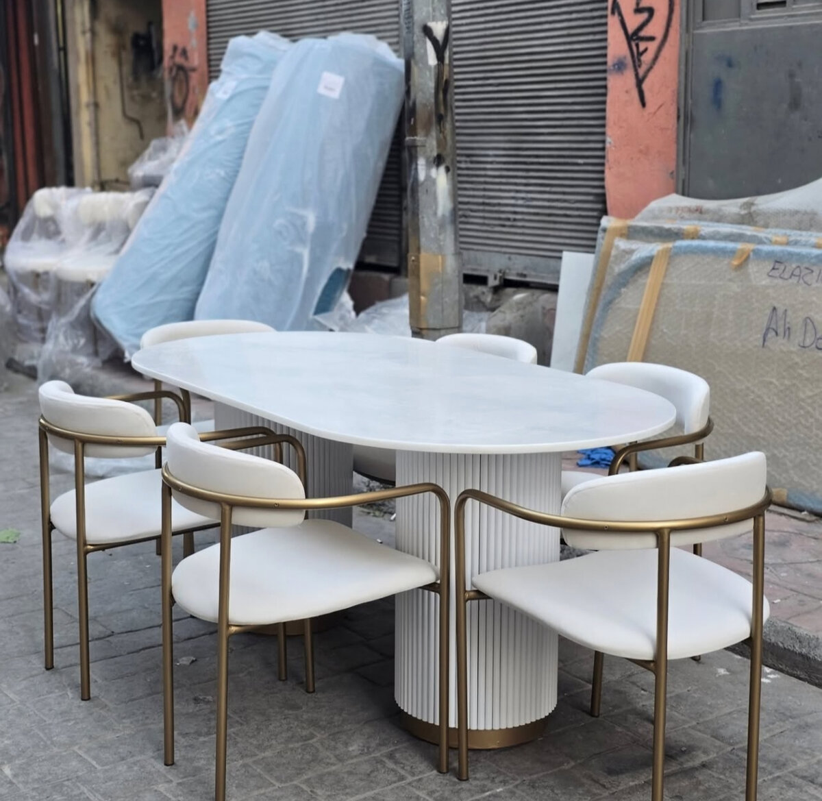 Table de salle à manger moderne