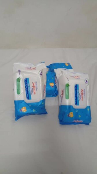 Lingettes Douces pour Bébé