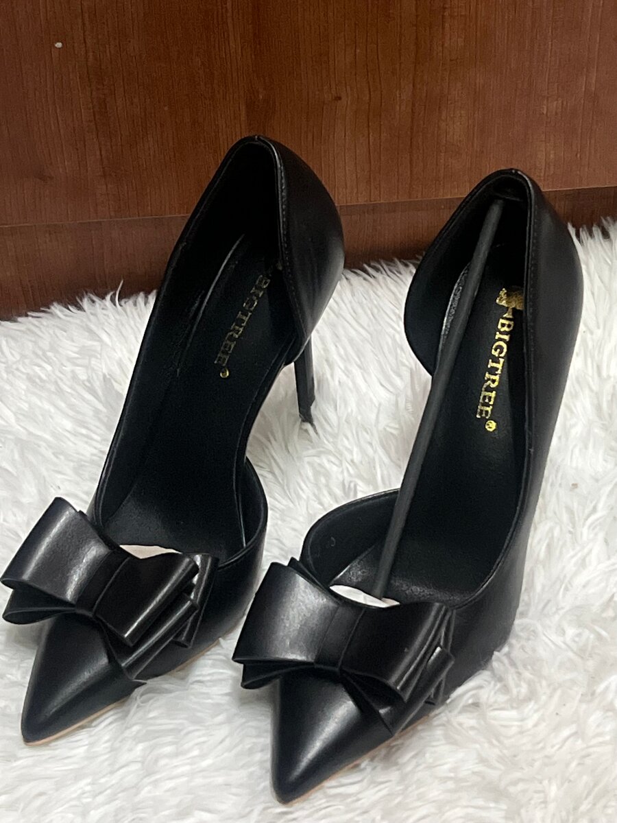 Escarpins Noirs Élégants