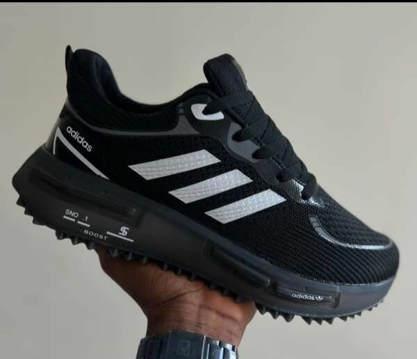 Baskets Adidas légères