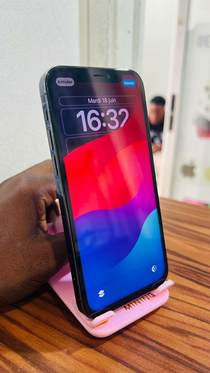 iPhone 12 Pro 128gb san id