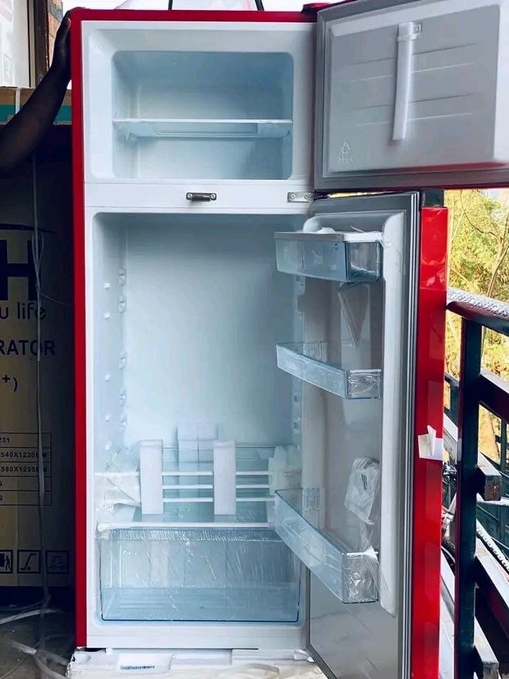 ADH REFRIGERATOR WITH DISPENSER