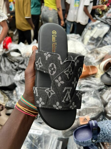 Sandales en cuir élégantes