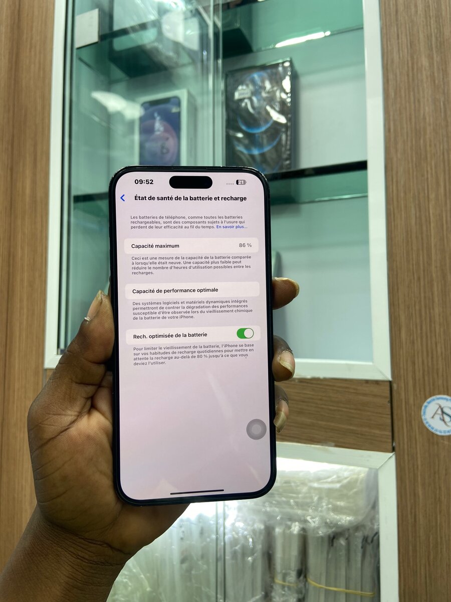 14 Pro Max 128Go quasi neuf