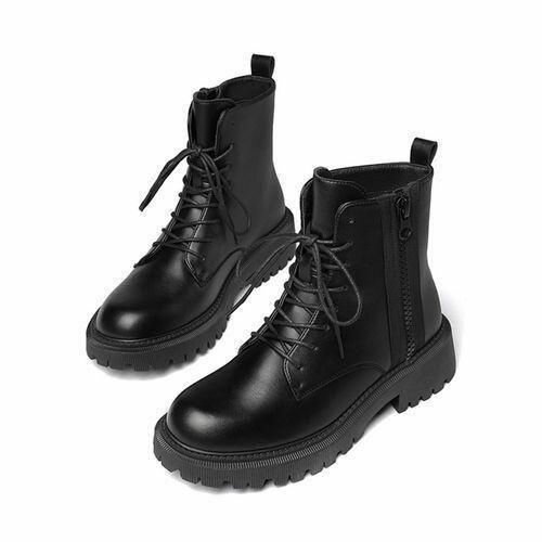 Bottes noires en cuir