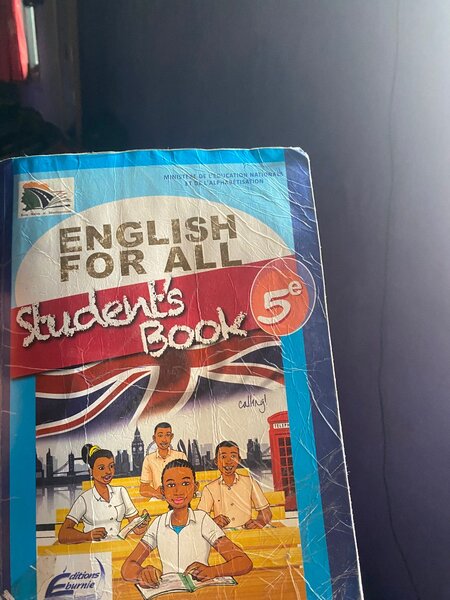 Manuels Scolaires CE2 et 5e