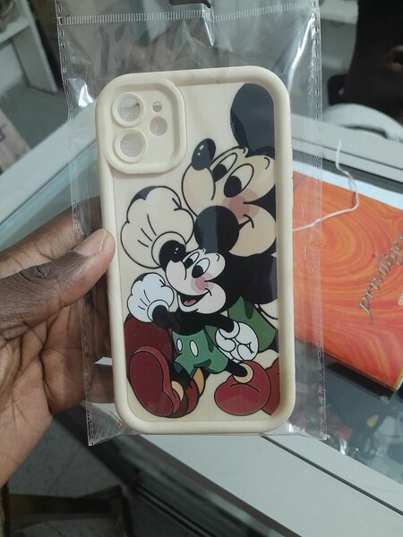 Coque 11 design dessin animé