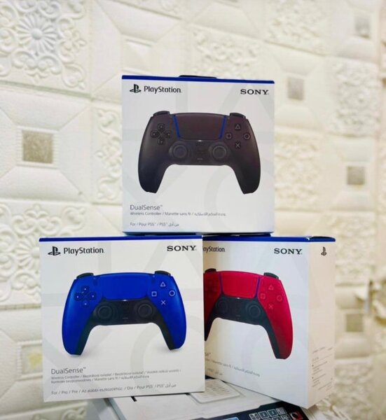 PlayStation 5 controller