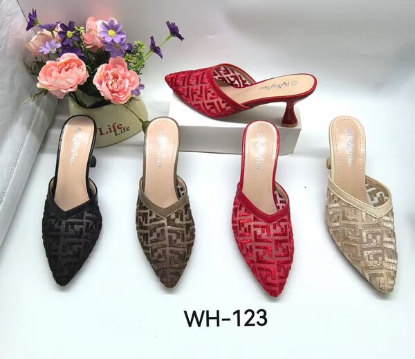 Mules à talons élégantes