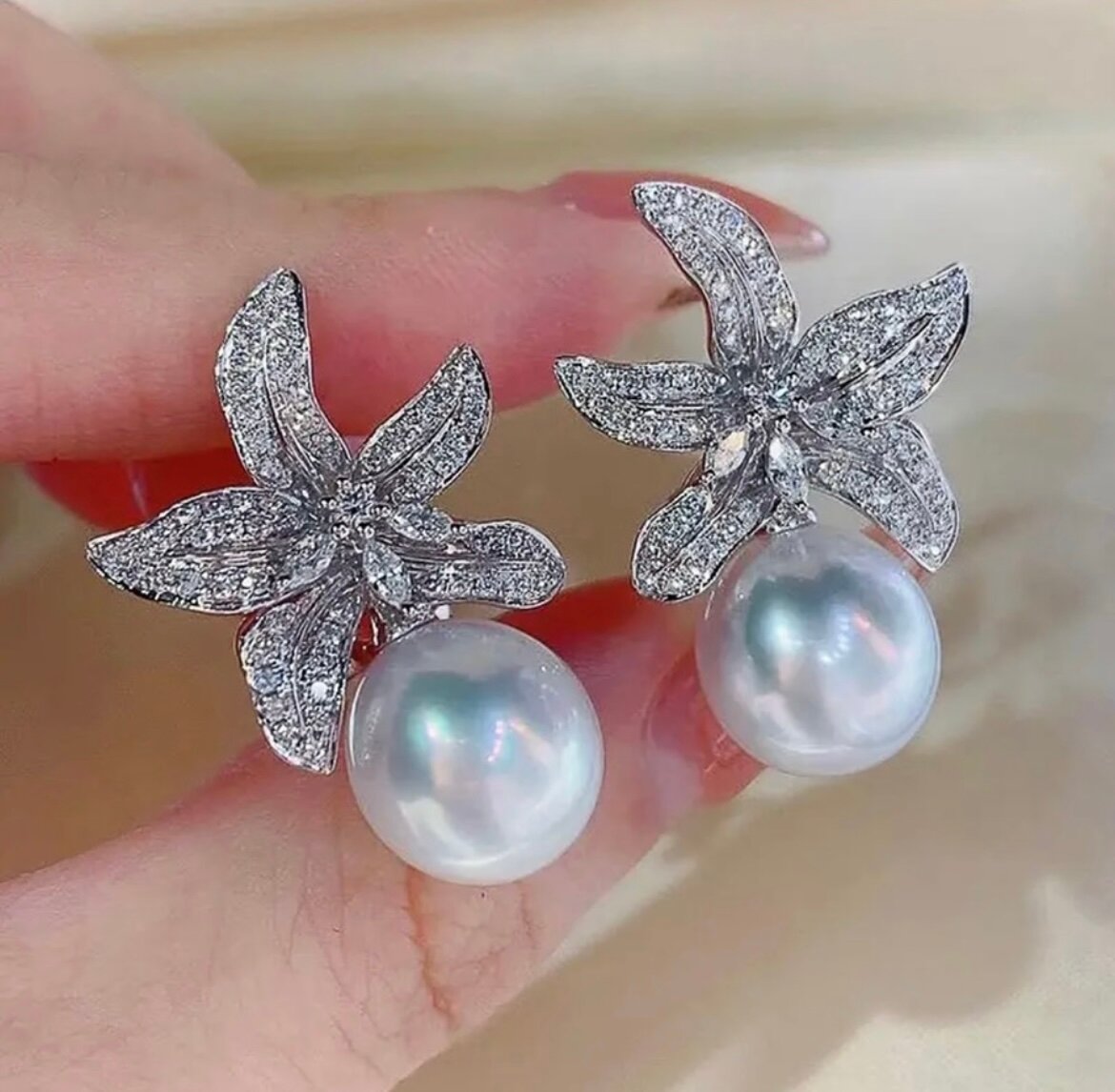 Floral Pearl Earrings