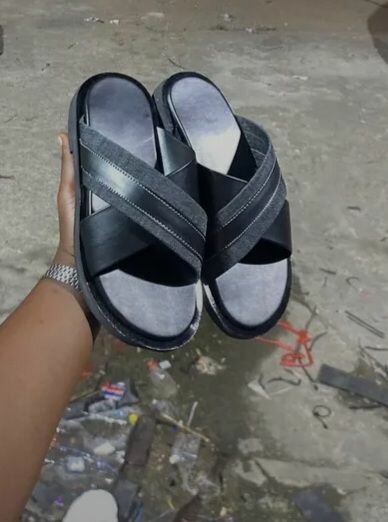 Sandales croisées élégantes