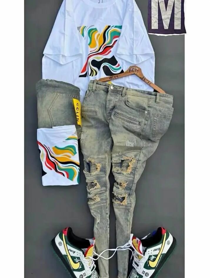 Ensemble T-shirt et Jean Tendance