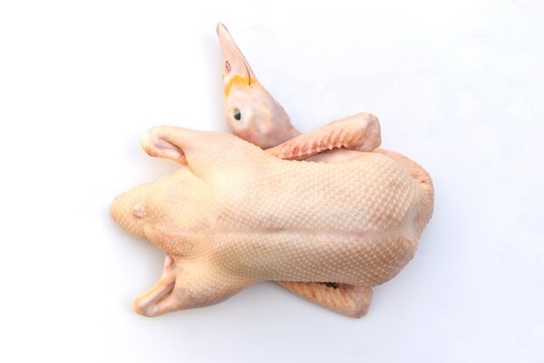 Canard rôti prêt à cuire