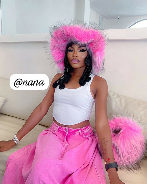 Ensemble jupe jeans et haut