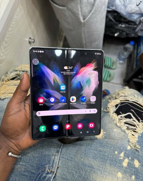 Samsung Galaxy fold 5. 512 gb