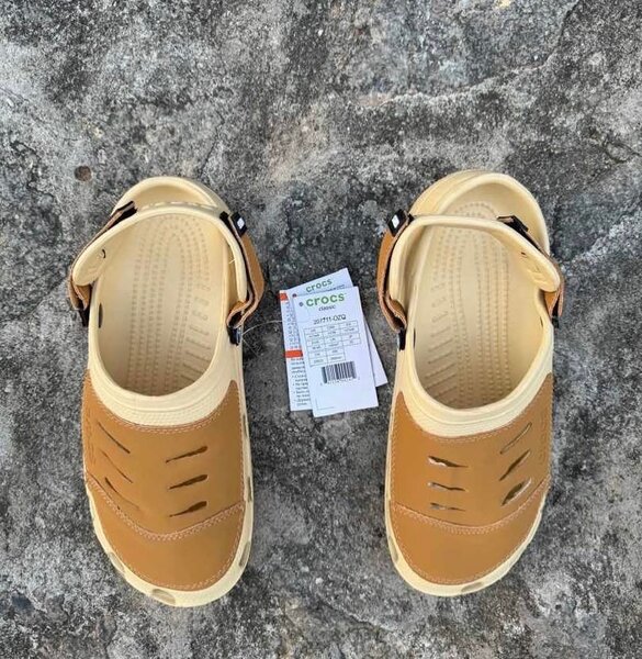 Sandales confort Crocs unisexes