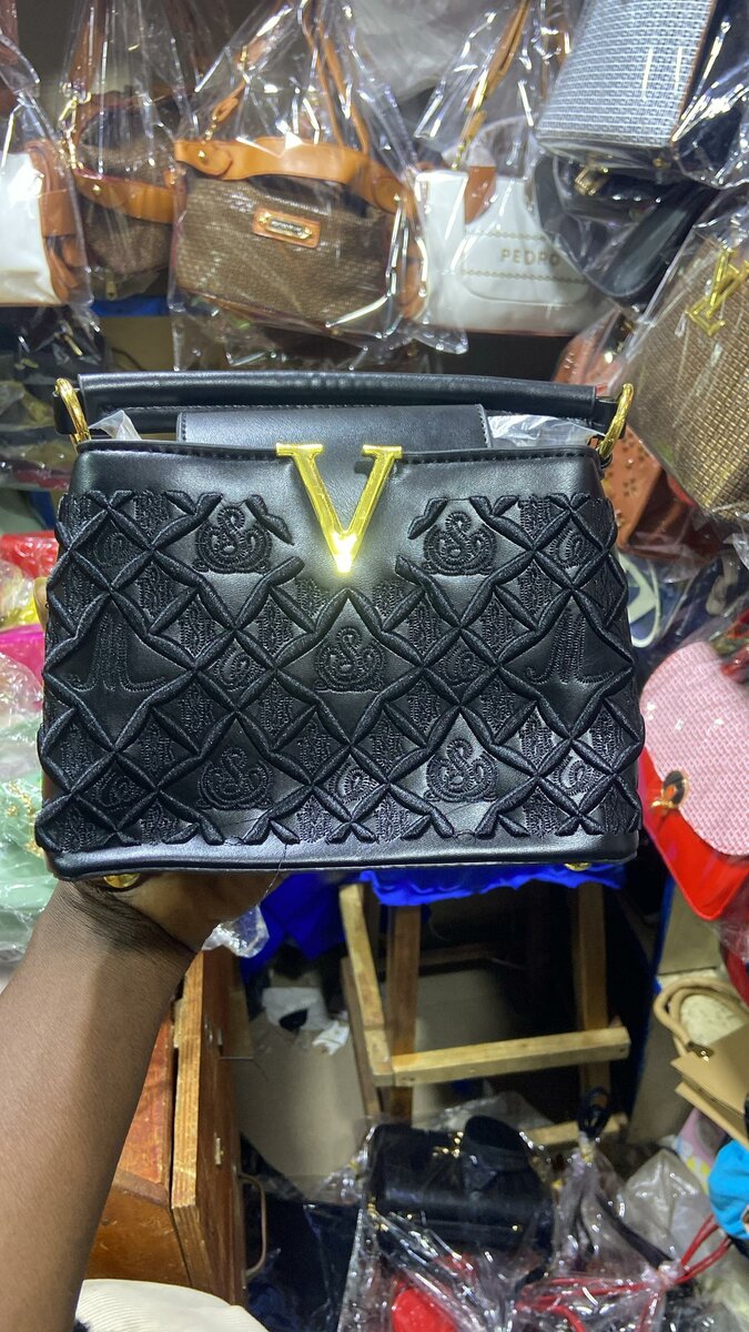 Sac à main élégant avec perles