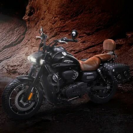 Moto Jonway cruiser élégant