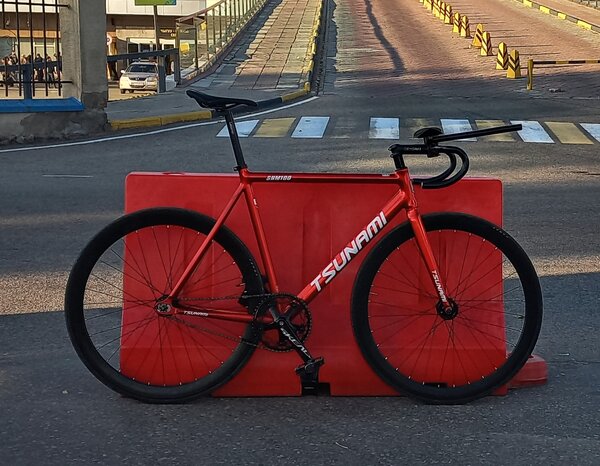 Tsunami SNM100 (Track bike)