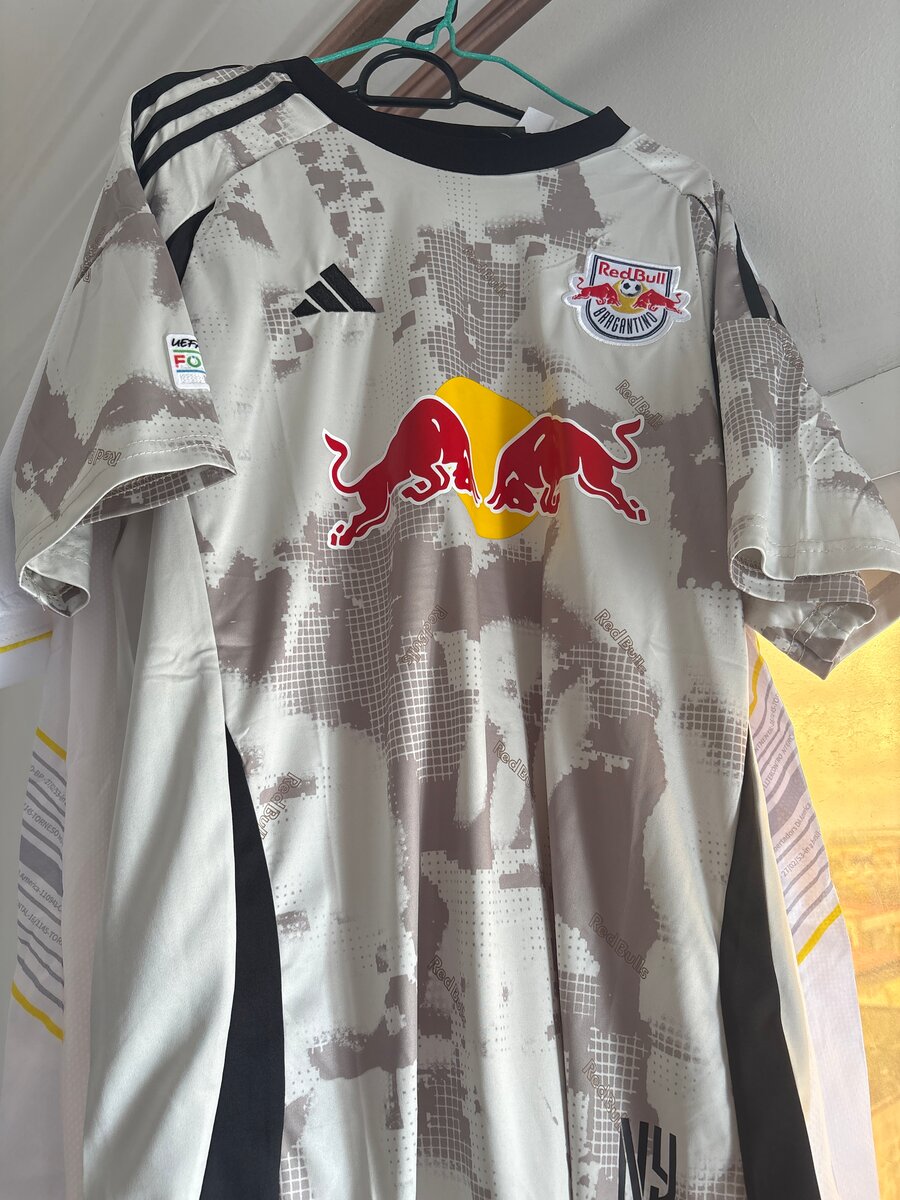 Maillot domicile Red Bull