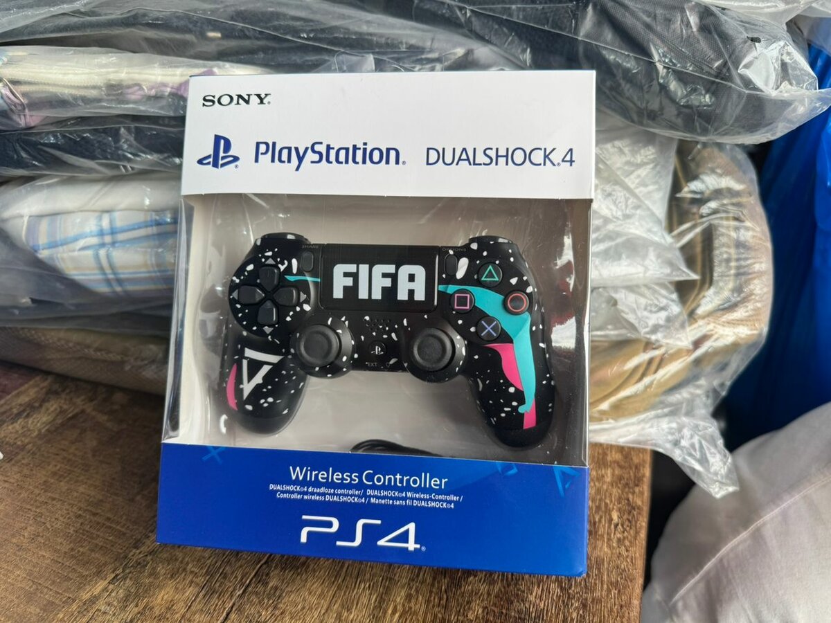 Manette PS4 DualShock FIFA