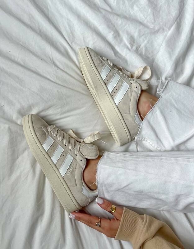 Chaussures de qualité / très résistant