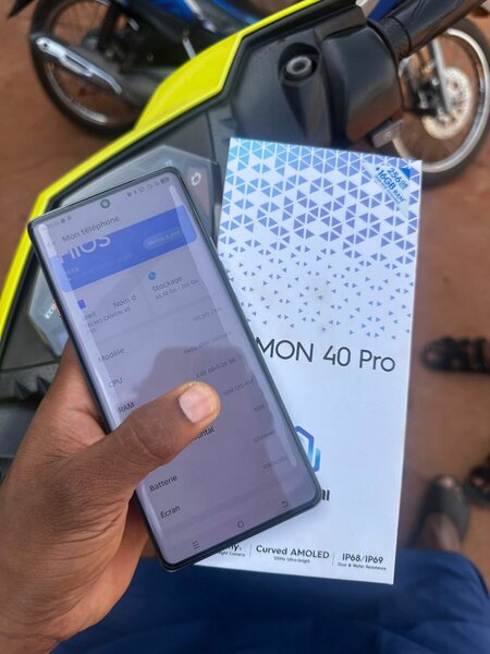 Tecno Camon 40 Pro Smartphone
