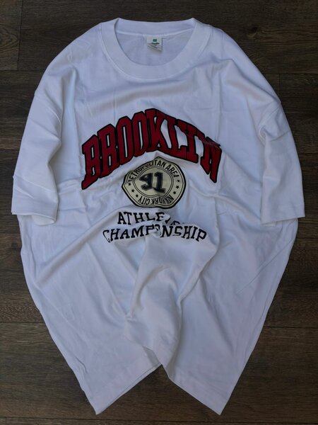 T-shirts graphiques tendance