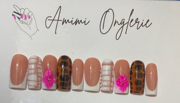 Ongles artificiels décoratifs