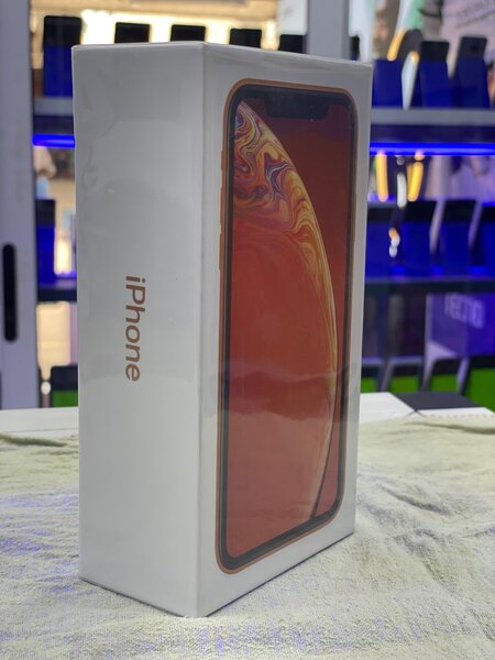iPhone XR 128gb brand new