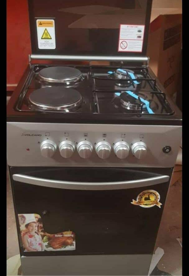 Volcano Size 50*50 with 2 burner and 2 electric plates