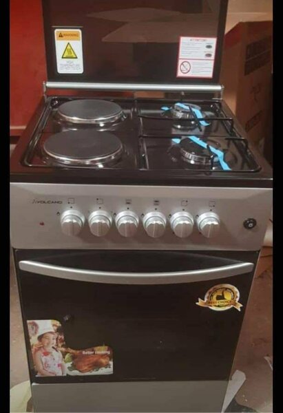 Volcano Size 50*50 with 2 burner and 2 electric plates