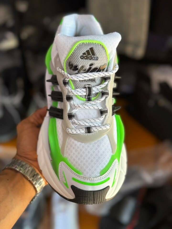 Chaussures de course Adidas modernes