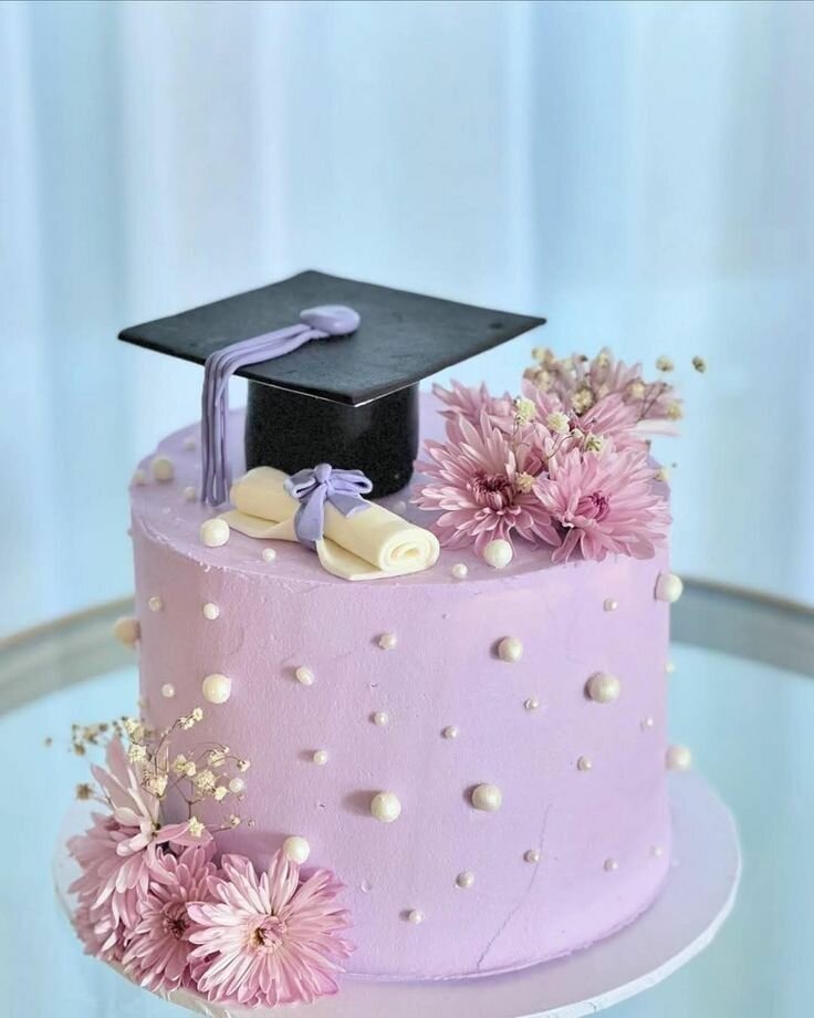 Graduation cakes