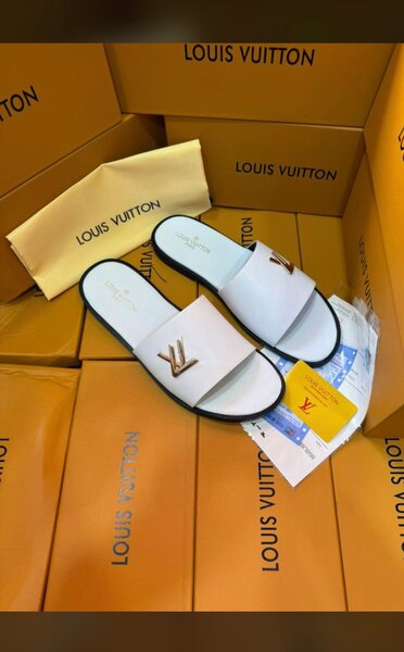 Mules et Claquettes de Luxe