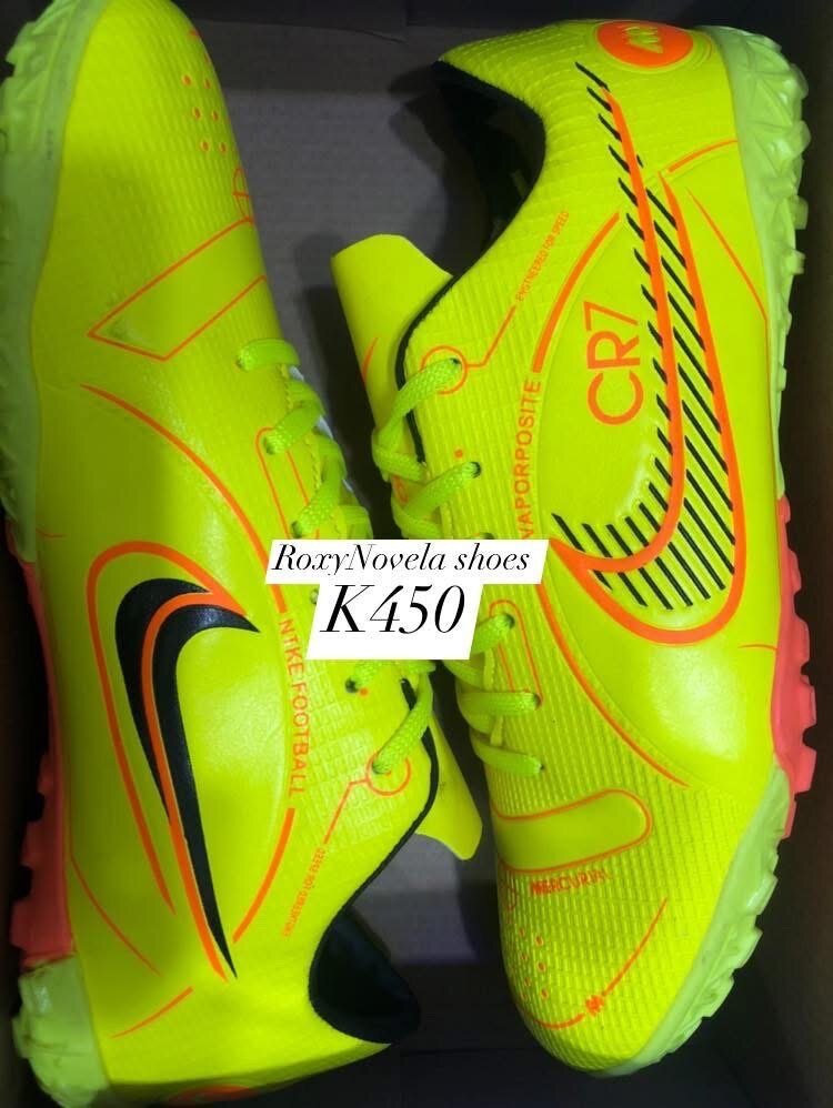 High quality futsal/trainers/tack boots available on promo