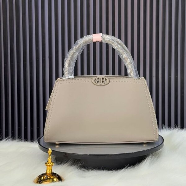 Sac à main élégant en cuir