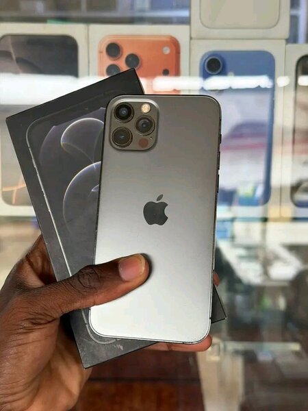 iPhone 12 Pro Argent 128 Go