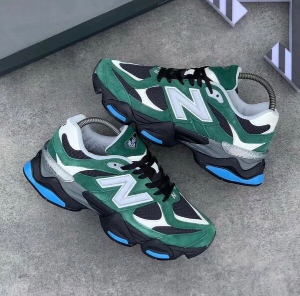 NB SNEAKER