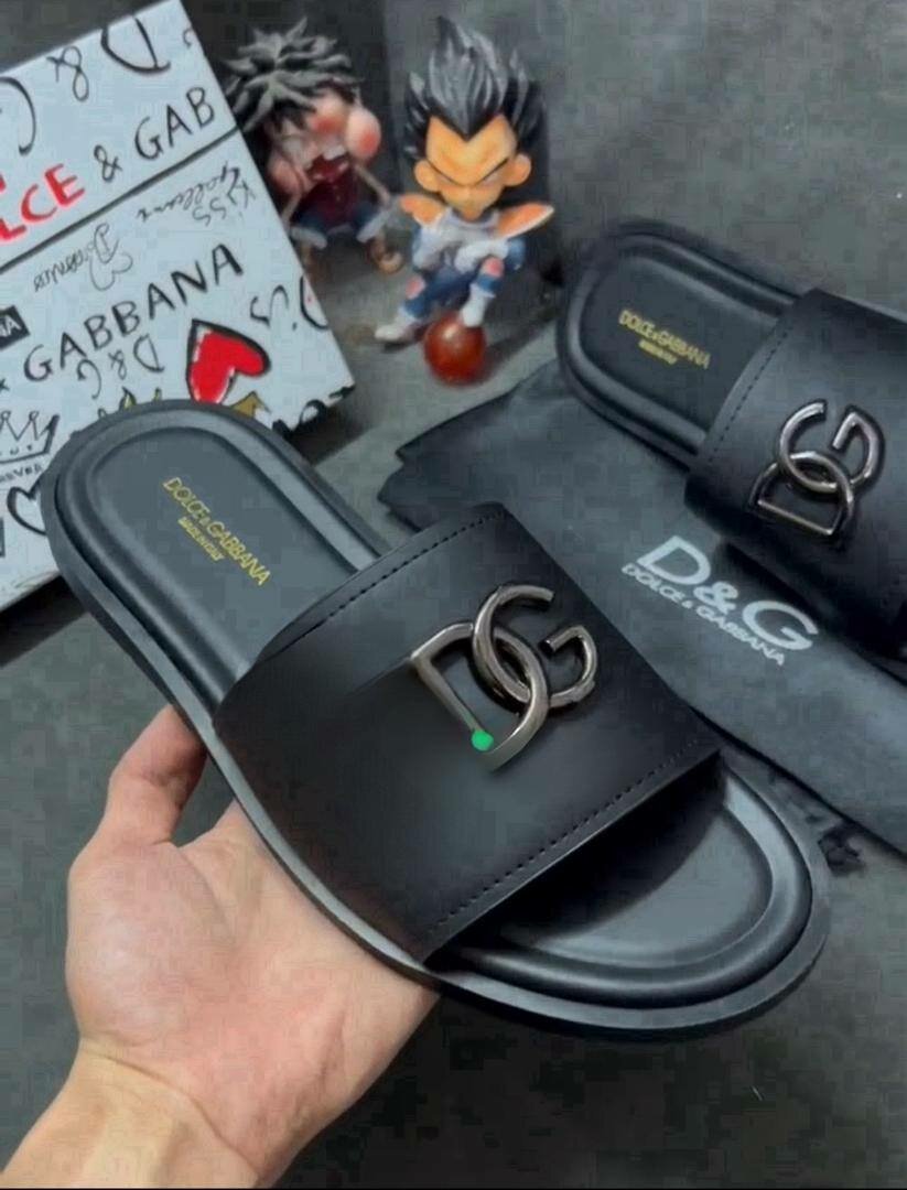 Branded leather slippers