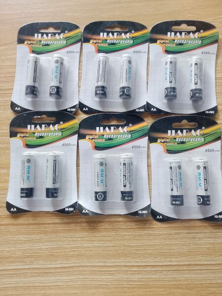Piles rechargeables AA 4500mAh