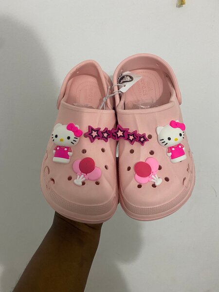 Sabots roses Hello Kitty