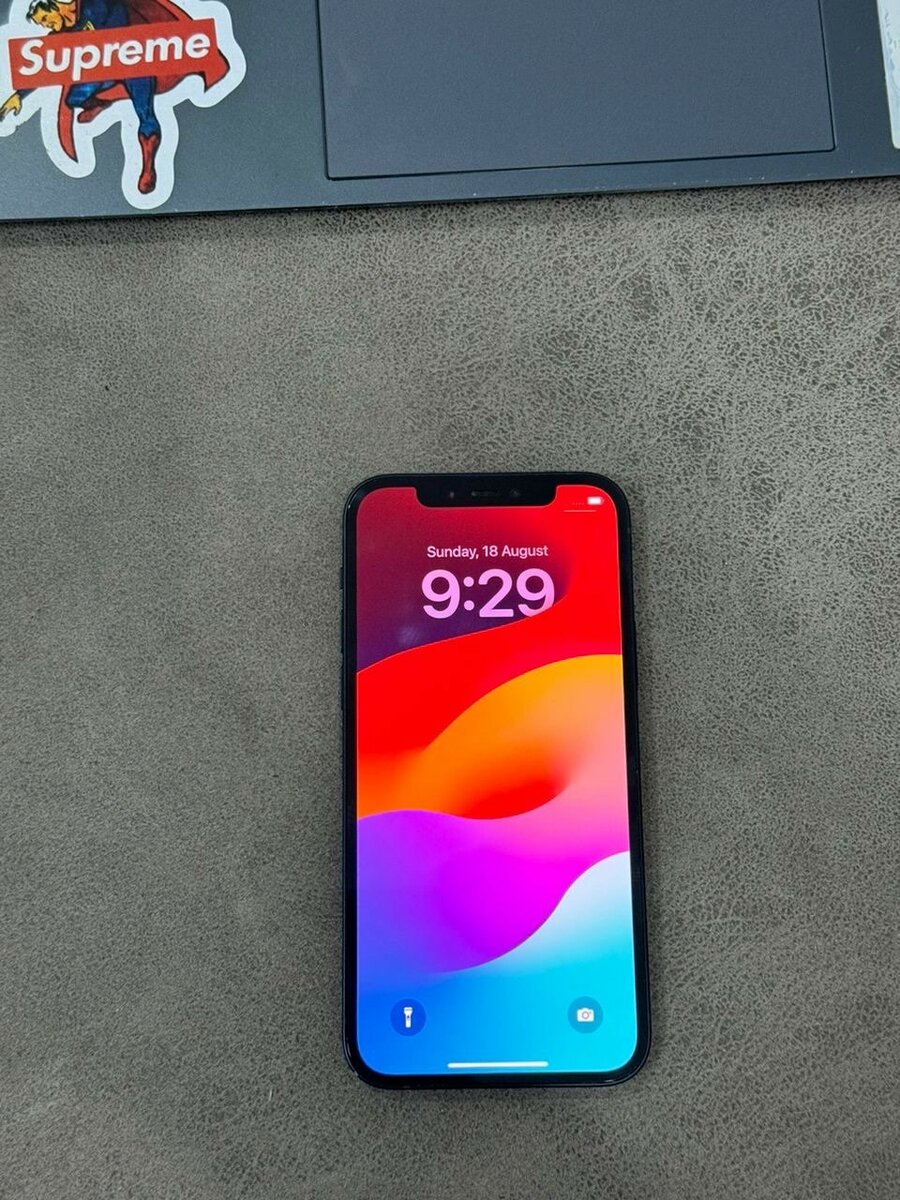 iPhone 12 64gig Gevey Unlocked