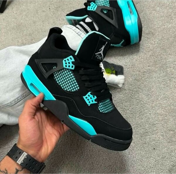 Air Jordan 4