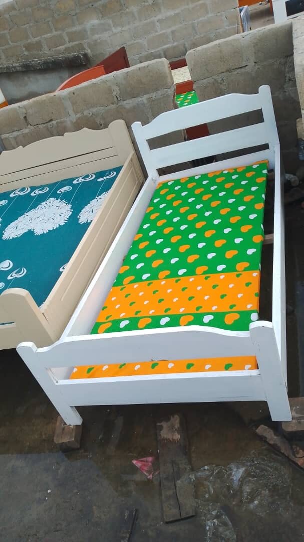 Lits Enfant Confortables en Bois