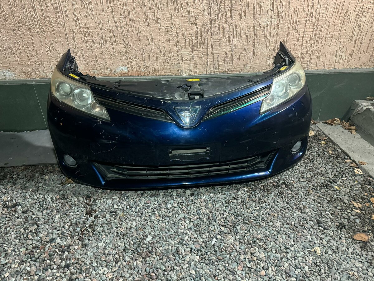 Тайота Эстима 2008-12 года