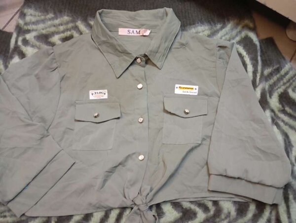 Top chemise à nœud